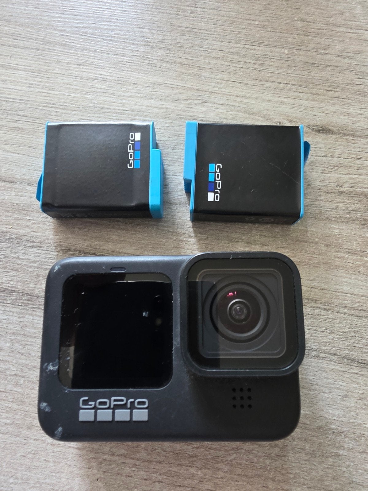 Gopro 9 + 2 officiële batterijen, Audio, Tv en Foto, Actiecamera's, Ophalen, Zo goed als nieuw, GoPro