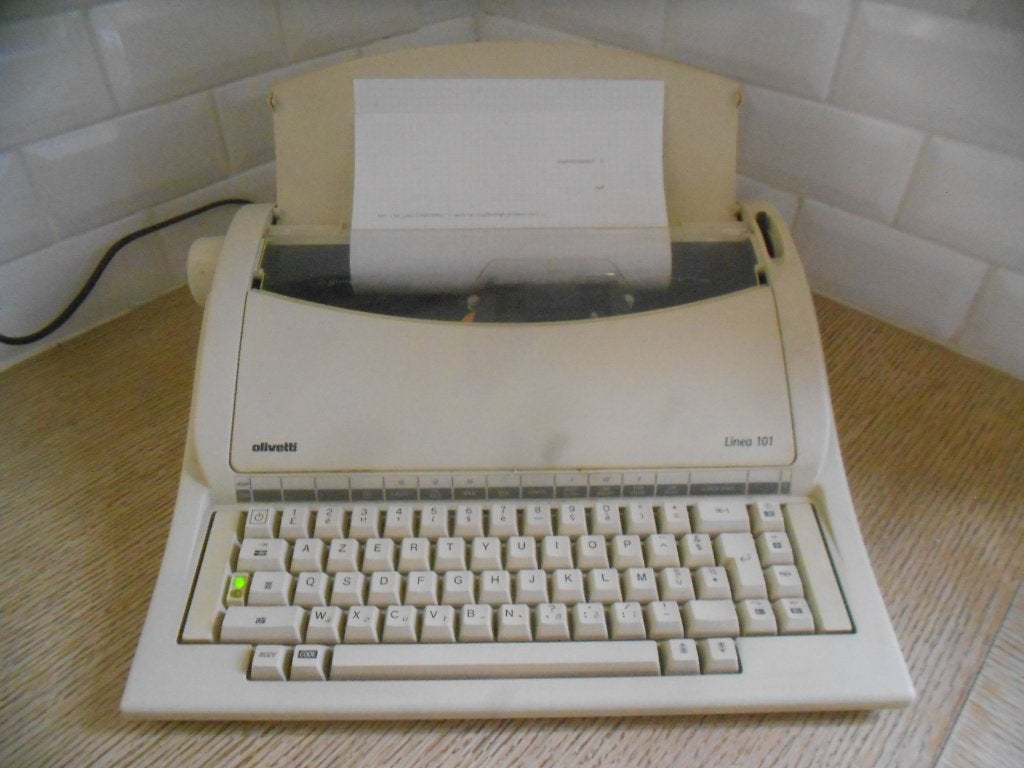 Machine à écrire Olivetti Electro 101 vintage sss, Enlèvement ou Envoi