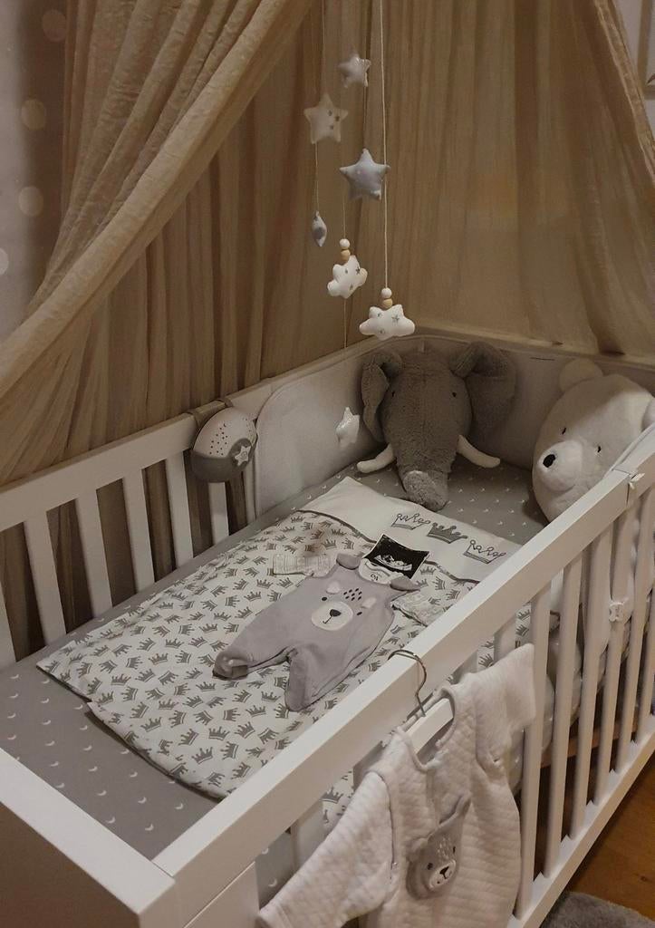 Kinderbed (baby tot en met 4jaar), Kinderen en Baby's, Kinderkamer | Complete kinderkamers, Zo goed als nieuw, Jongetje of Meisje