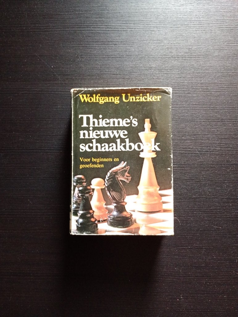 Thieme's nieuwe schaakboek, Ophalen of Verzenden, Minder dan 500 stukjes, Zo goed als nieuw, Schaken