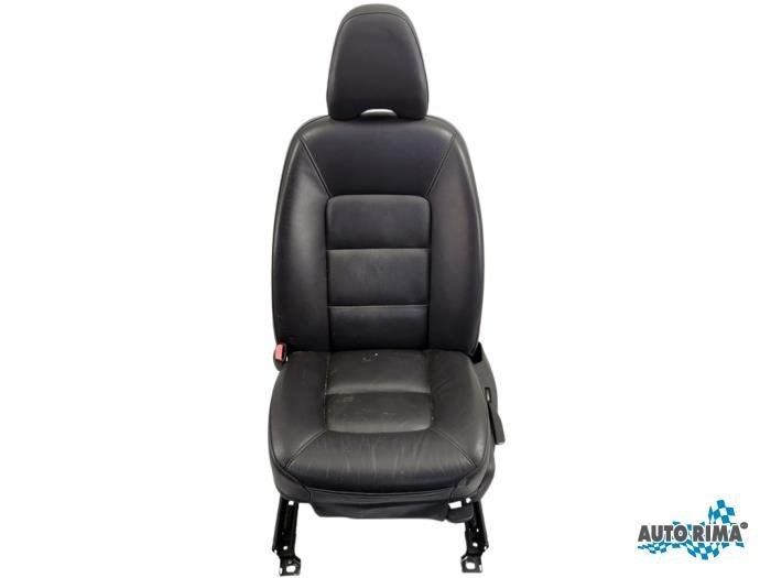 Siège gauche d'un Volvo V70, -, 3 mois de garantie, -, -