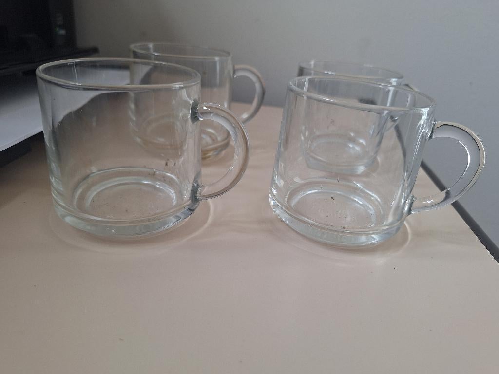 4 theeglazen, Huis en Inrichting, Ophalen of Verzenden, Zo goed als nieuw, Glas, Kop(pen) en/of Schotel(s)