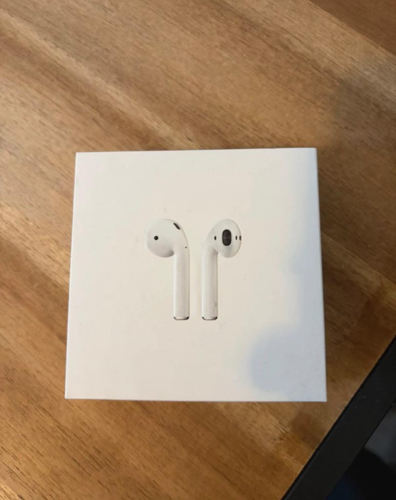 Airpods Apple, Ophalen of Verzenden, Zo goed als nieuw, Apple