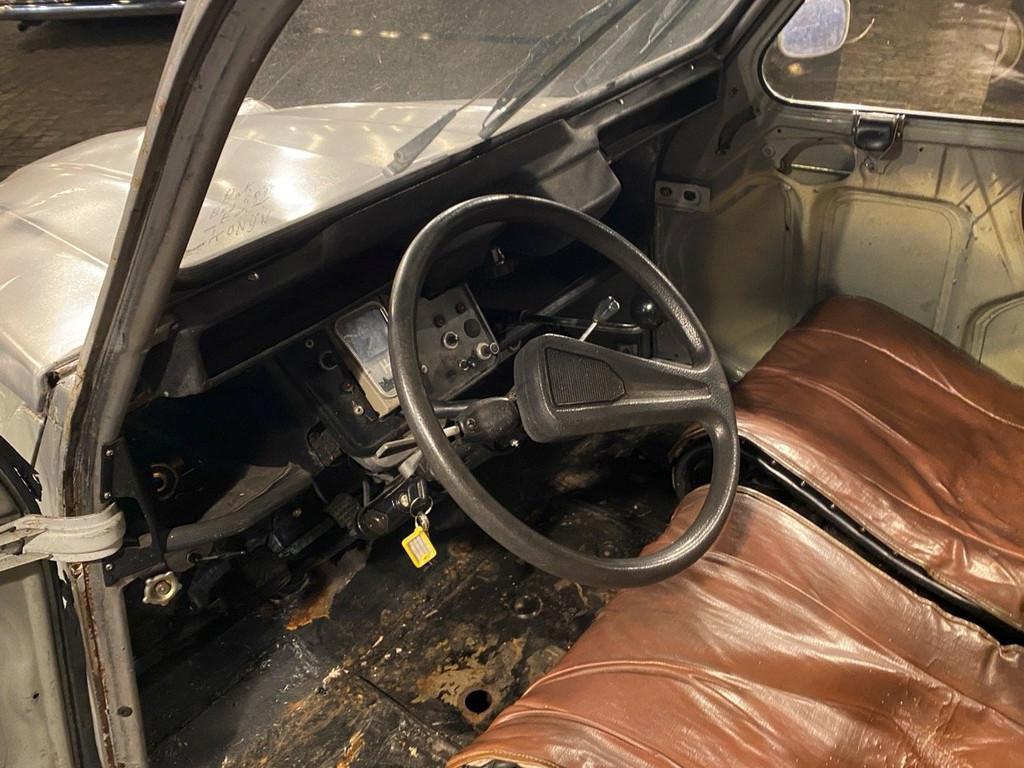 Citroën 2CV AKA250 - Driving project, Autos, Oldtimers & Ancêtres, Argent ou Gris, Achat, Citroën, Boîte manuelle