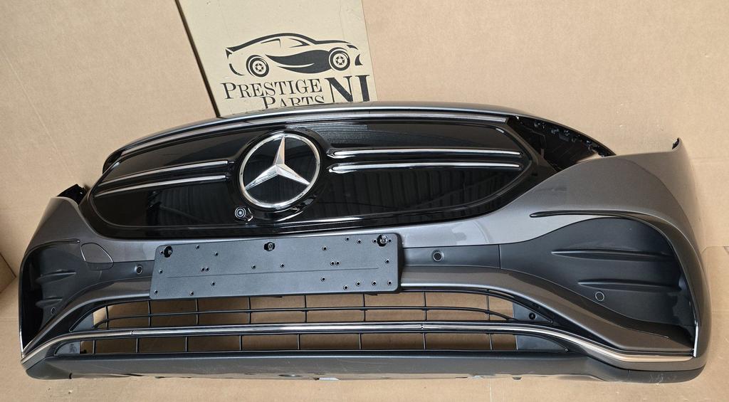 Voorbumper Mercedes EQA AMG H243 ORGINEEL COMPLEET BUMPER, Auto-onderdelen, Gebruikt, -, Voor, Ophalen of Verzenden