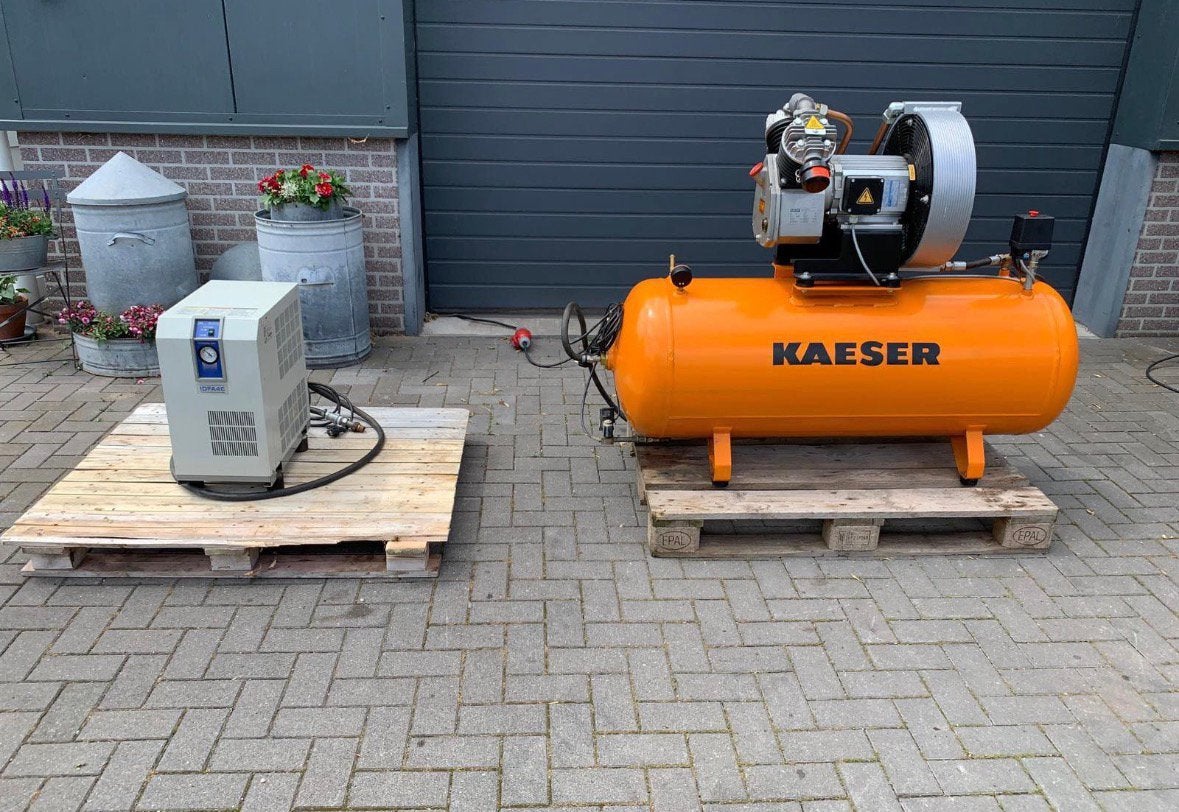3 kw kaeser epc630-250 zuigercompressor, Bricolage & Construction, Compresseurs, Enlèvement ou Envoi, Comme neuf