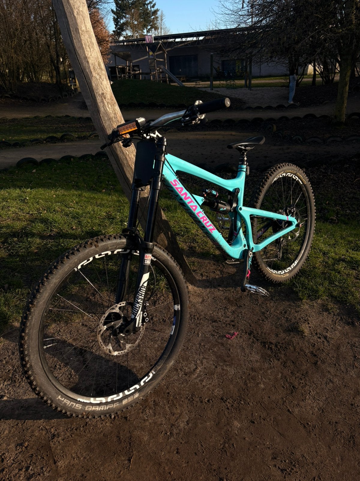 Santacruz nomad 27,5 inch, Ophalen, 24 inch of meer, Stuur 360° draaibaar, Zo goed als nieuw