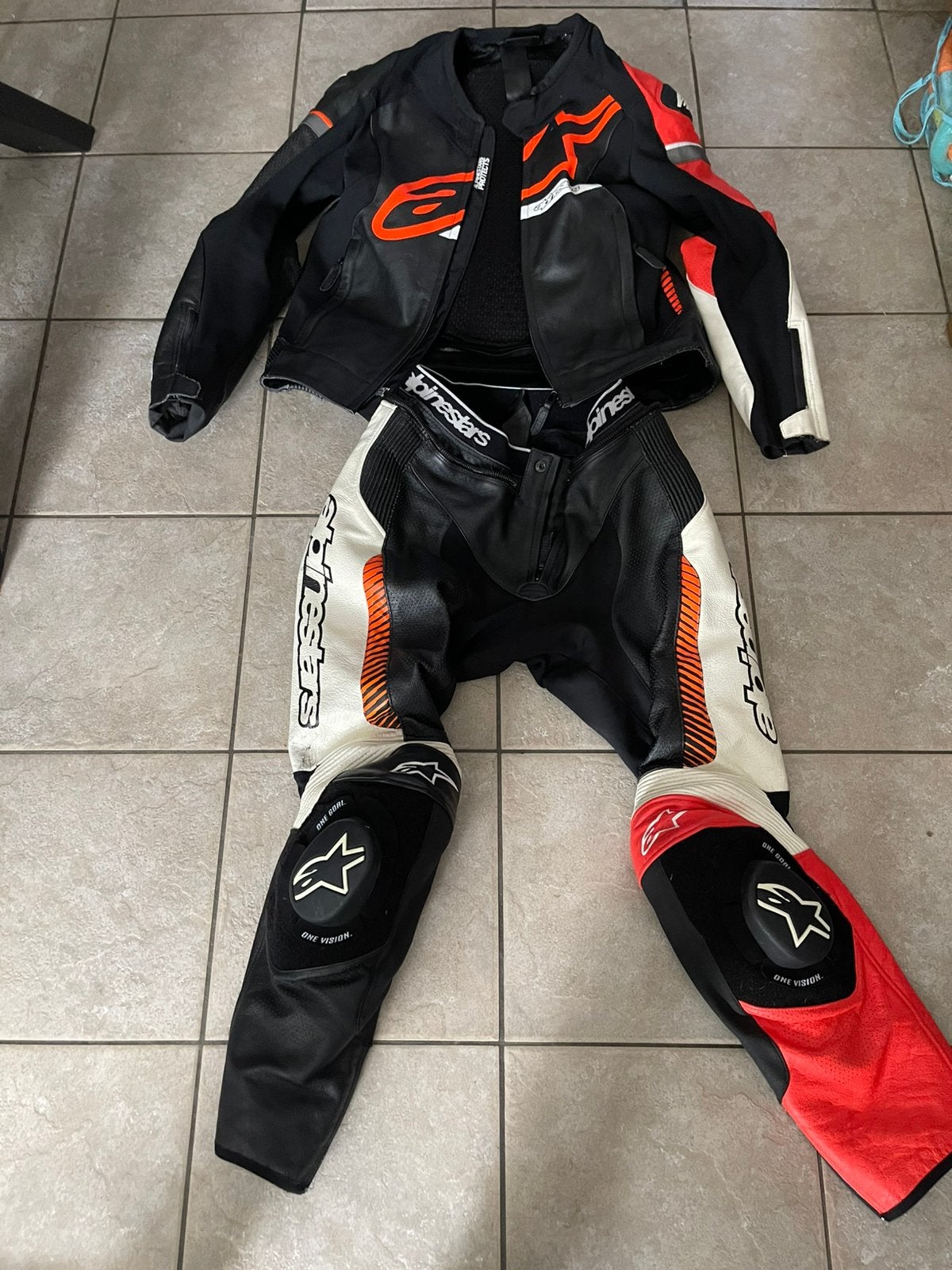 Alpinestars GP Force Phantom 2delig lederen motorpak Maat 50, Enlèvement ou Envoi, Neuf, sans ticket, Hommes, Combinaison
