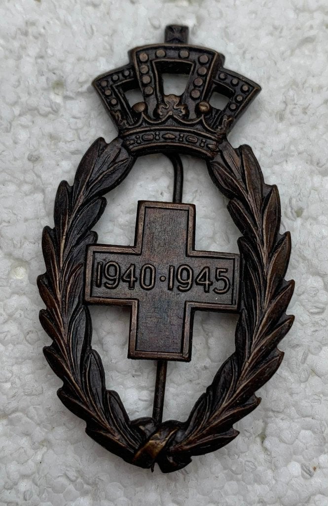 Badge, Bronzen Palm Rode Kruis voor Dienst in WOII 40-45, Ophalen of Verzenden, Overige soorten, Embleem of Badge