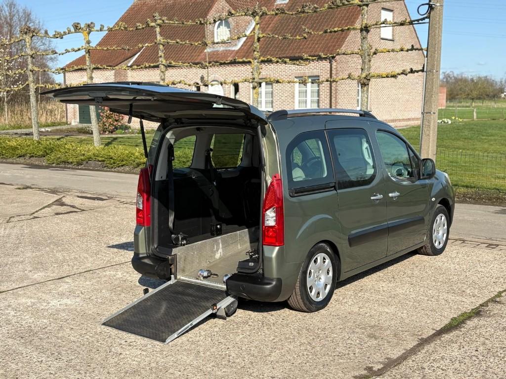 ️♿️Peugeot Partner 1.6HDI ROLSTOEL Invalide Handicapé TPMR, Auto's, Monovolume, Bedrijf, Euro 4, Te koop