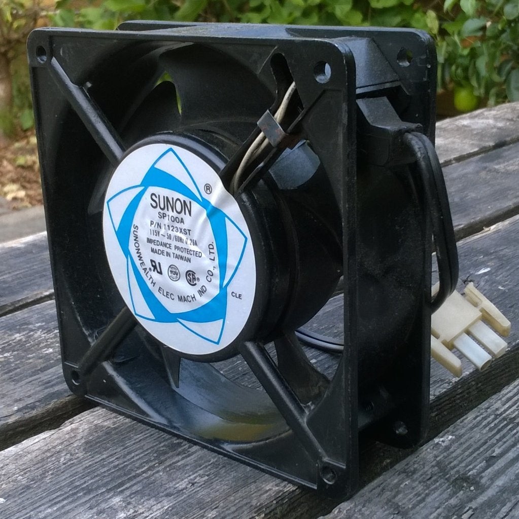 Koeler 115 Volt, 120 x 120 x 40 mm, Computers en Software, Computerkoelers, Ophalen of Verzenden, Gebruikt, Luchtkoeling