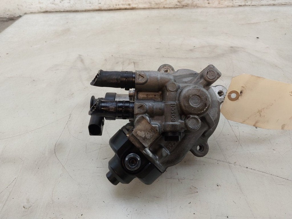 POMPE CARBURANT MECANIQUE Audi A6 Avant (C7), Robert Bosch AG, Audi, Utilisé, Robert-Bosch-Allee 1
74232  Abstatt, DE