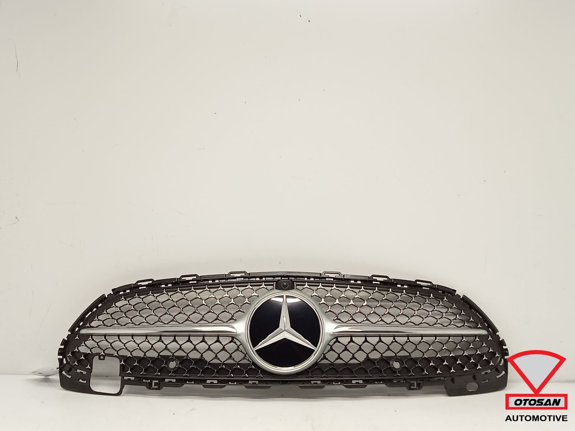 Calandre Mercedes Classe C W206 Daimond A2068882100, Mercedes-Benz AG, Mercedes-Benz, Utilisé, Mercedesstrasse 120
70372  Stuttgart, DE