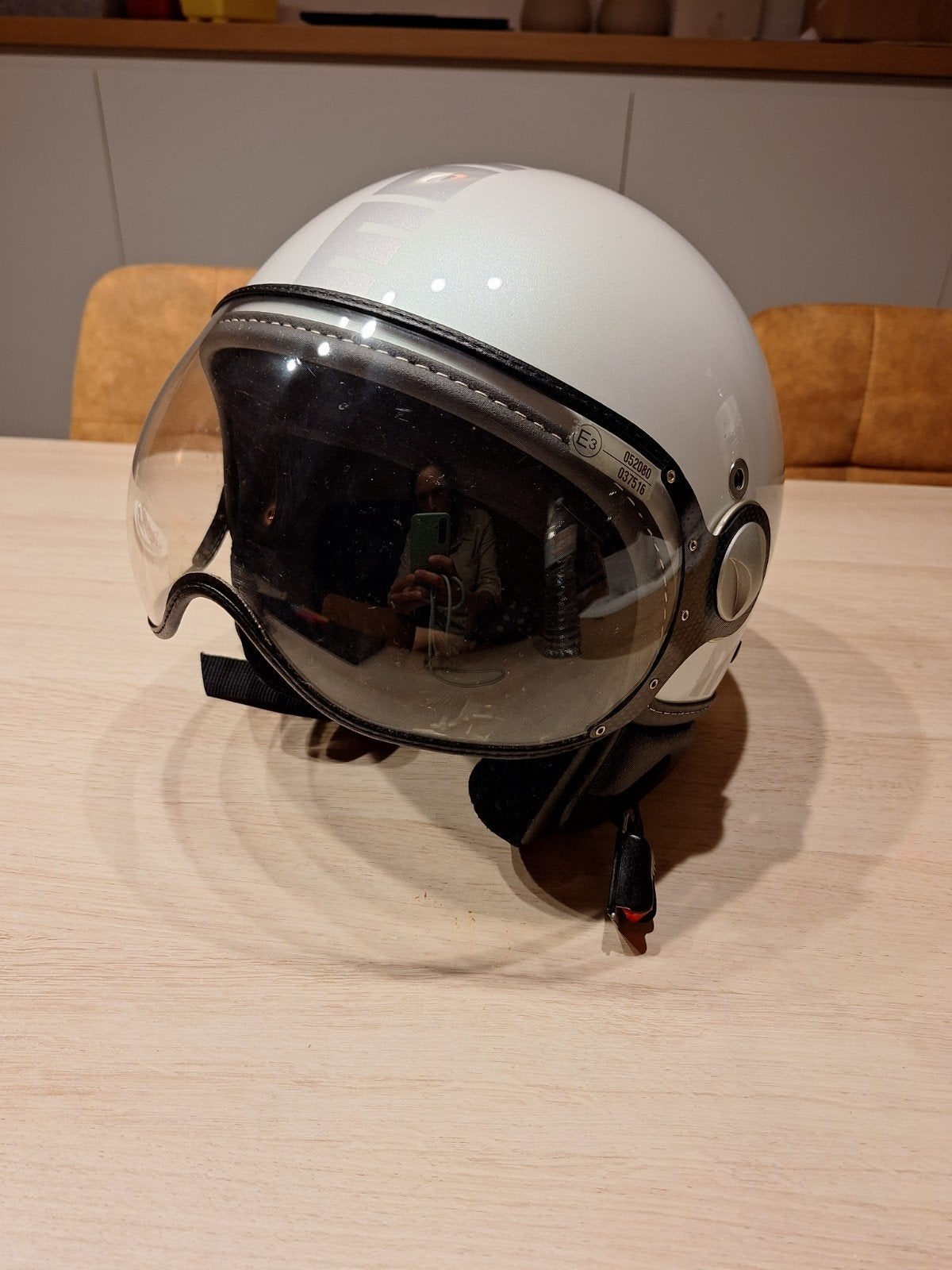 Momo Design Helm XS-53 Grijs, Vélos & Vélomoteurs, Casques de cyclomoteur, Enlèvement ou Envoi, Comme neuf, Small, Momo design