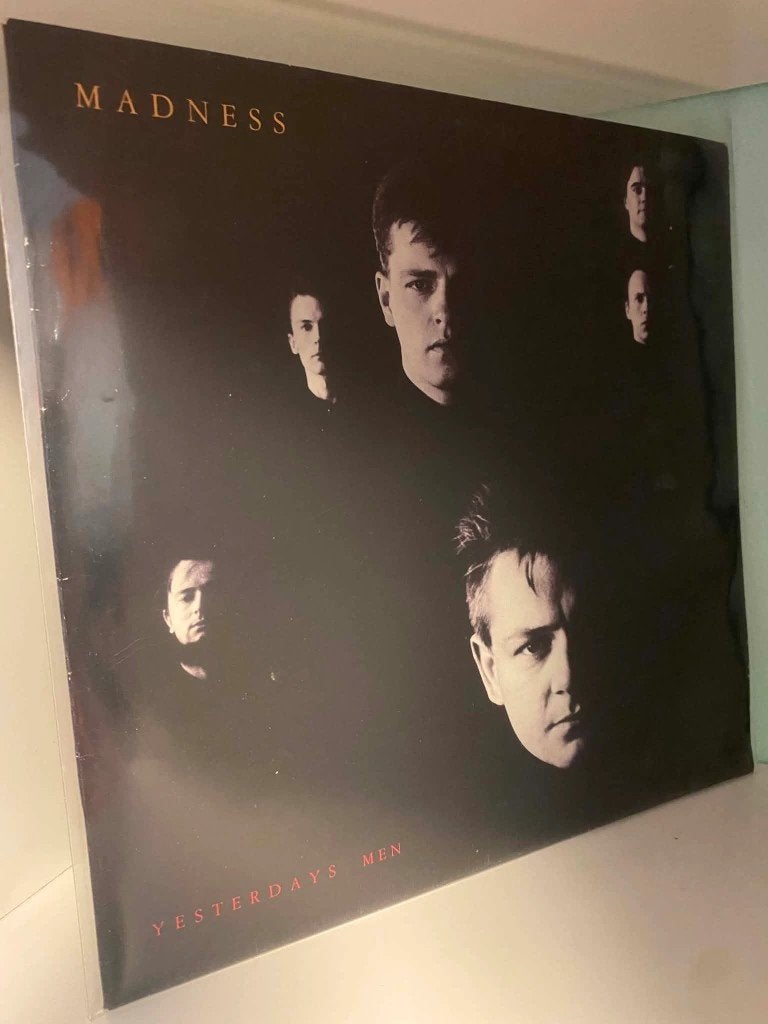 Madness – Yesterday's Men - Europe 1985, CD & DVD, Vinyles | Rock, Envoi, Utilisé, Pop rock