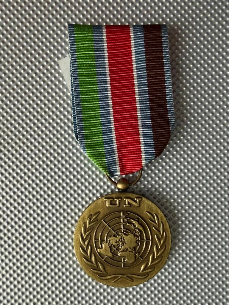 Médaille militaire ONPROFOR Yugoskavie, Enlèvement ou Envoi, Armée de terre, Ruban, Médaille ou Ailes
