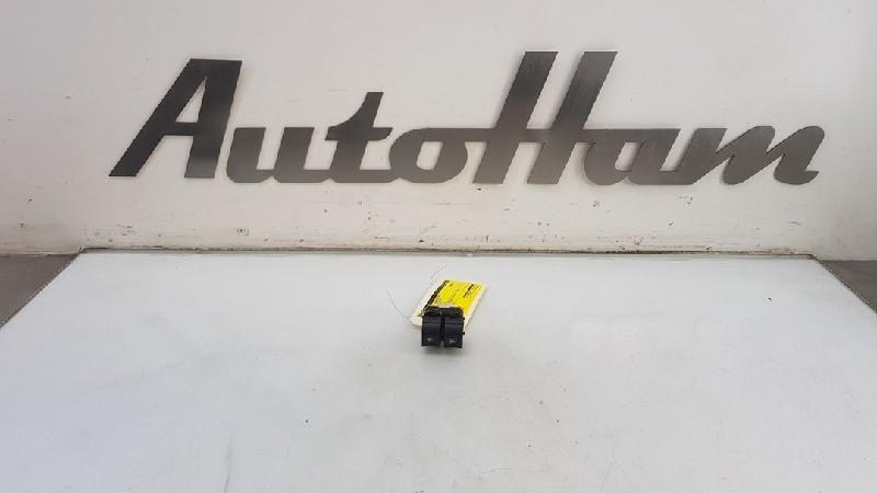 COMMUTATEUR VITRES ELECTRIQUES Renault Clio IV (5R), Utilisé, Renault