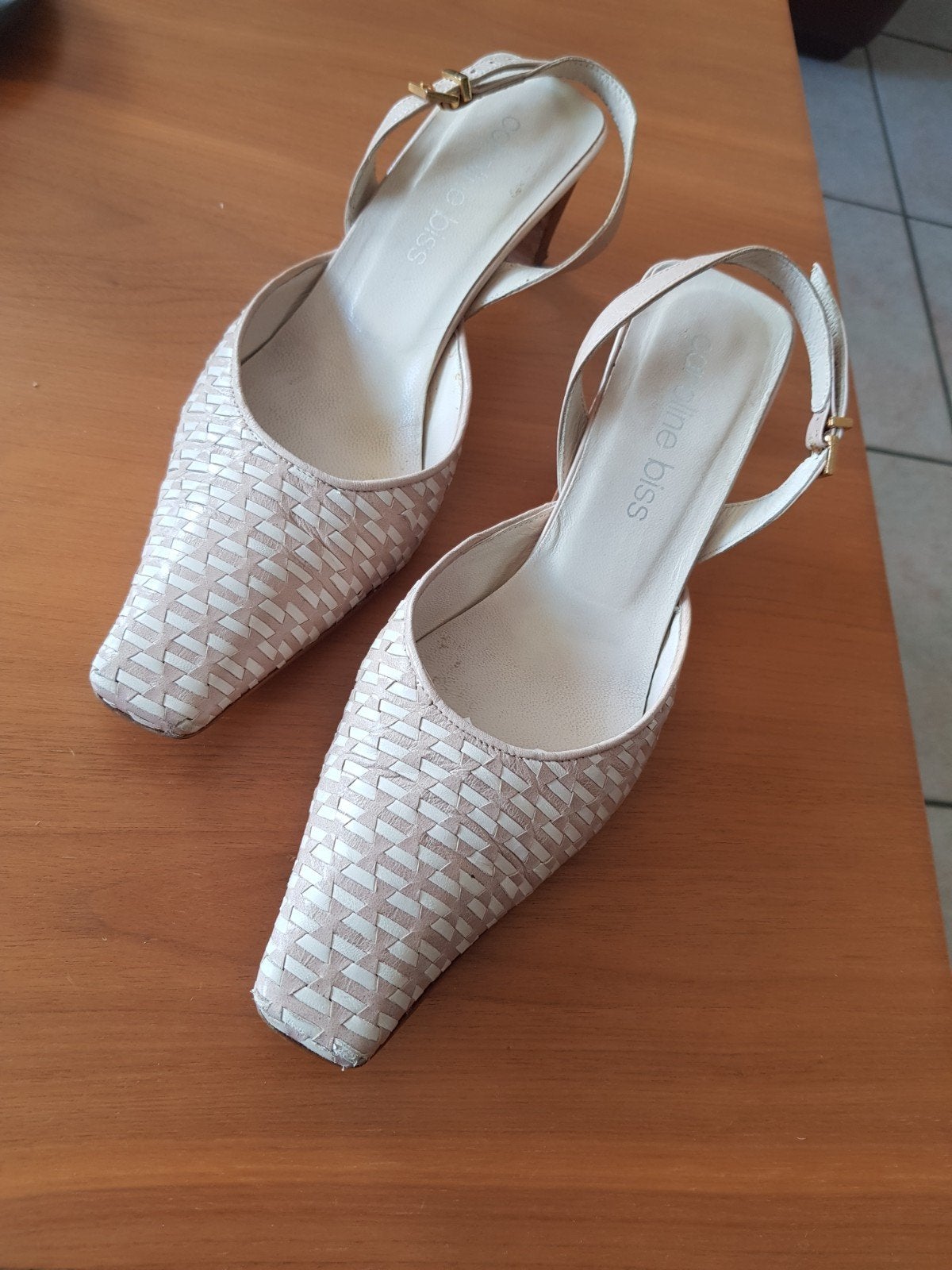 Slingback schoenen Caroline Biss, Kleding | Dames, Schoenen, Beige, Zo goed als nieuw, Caroline Biss, Sandalen of Muiltjes