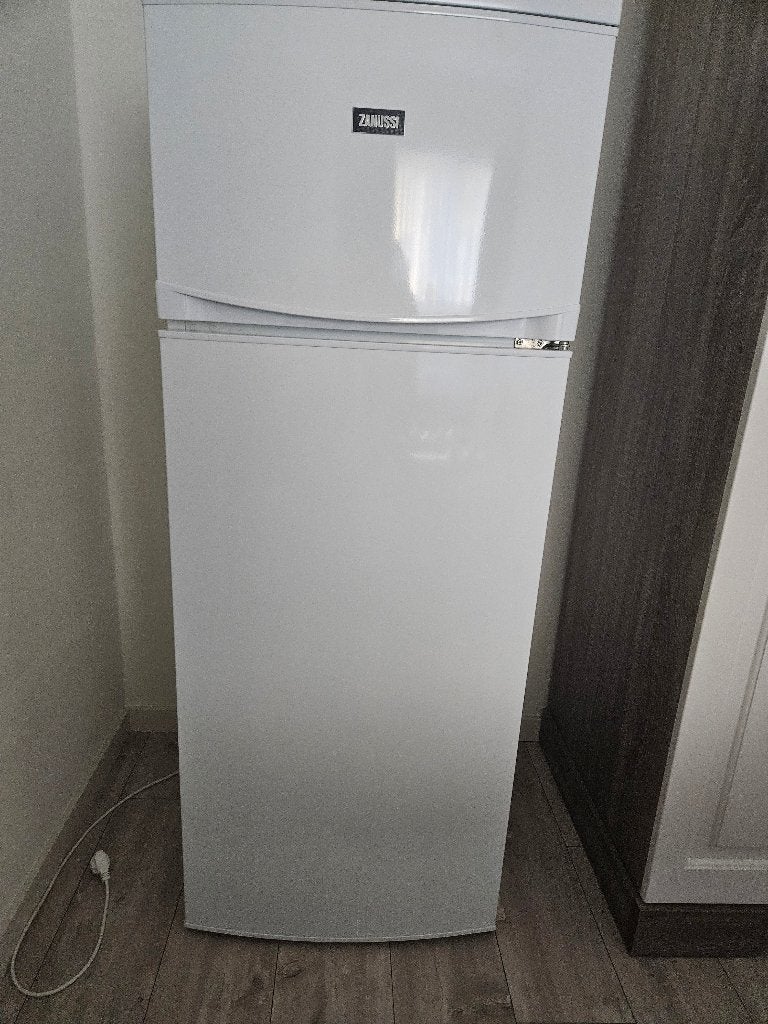 Koel vriescombinatie Zanissi de Panne ophalen, Elektronische apparatuur, Ophalen, Zo goed als nieuw, 140 tot 160 cm, 45 tot 60 cm