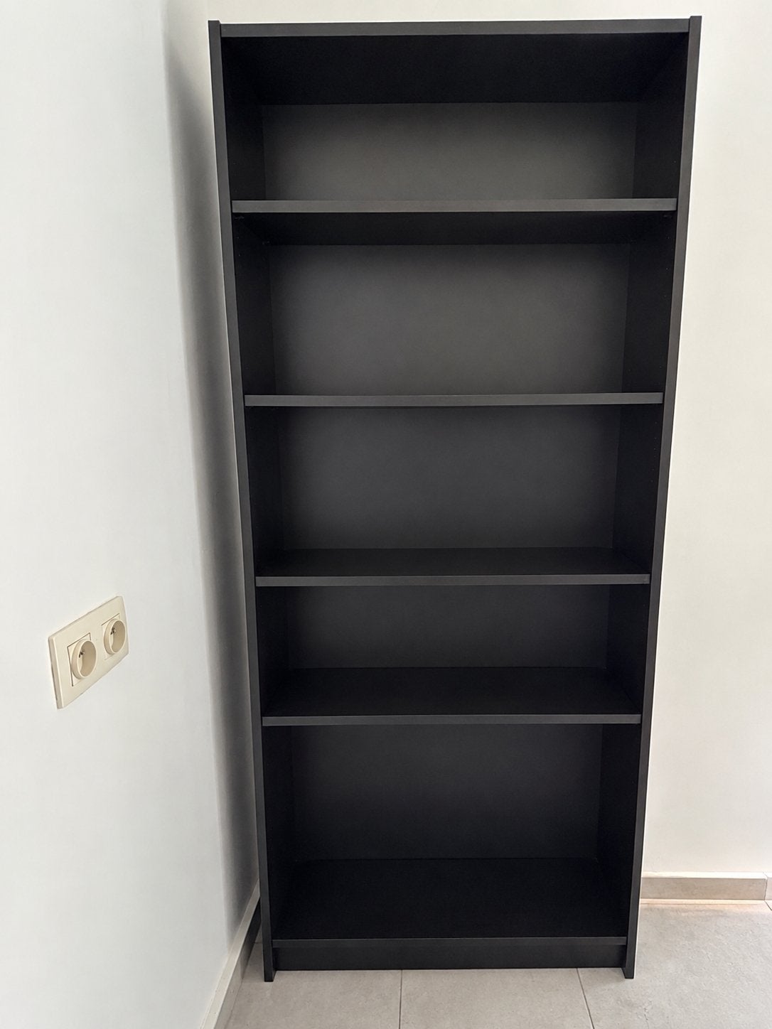 Zwarte kast 80x28x202 cm, Ophalen, Gebruikt