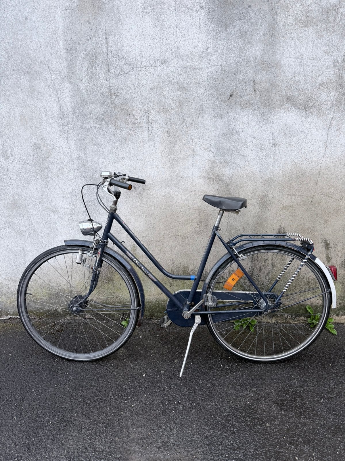 Cleveland Omafiets (rijklaar), Fietsen en Brommers, Ophalen, Zo goed als nieuw, Versnellingen