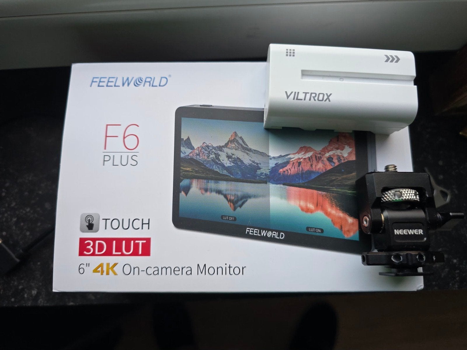 Feelworld f6 plus v2 4K, Ophalen of Verzenden, Zo goed als nieuw, Accu