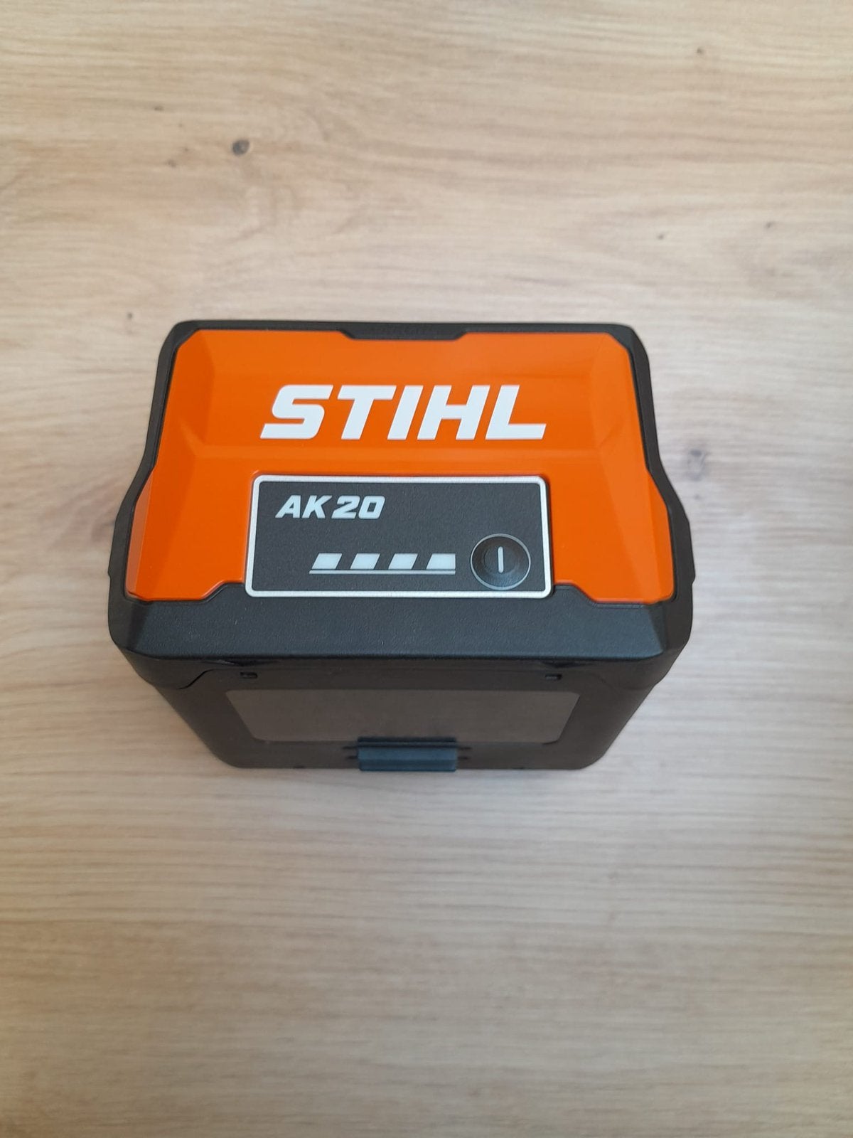 Batteries Stihl, Bricolage & Construction, Enlèvement ou Envoi, Neuf