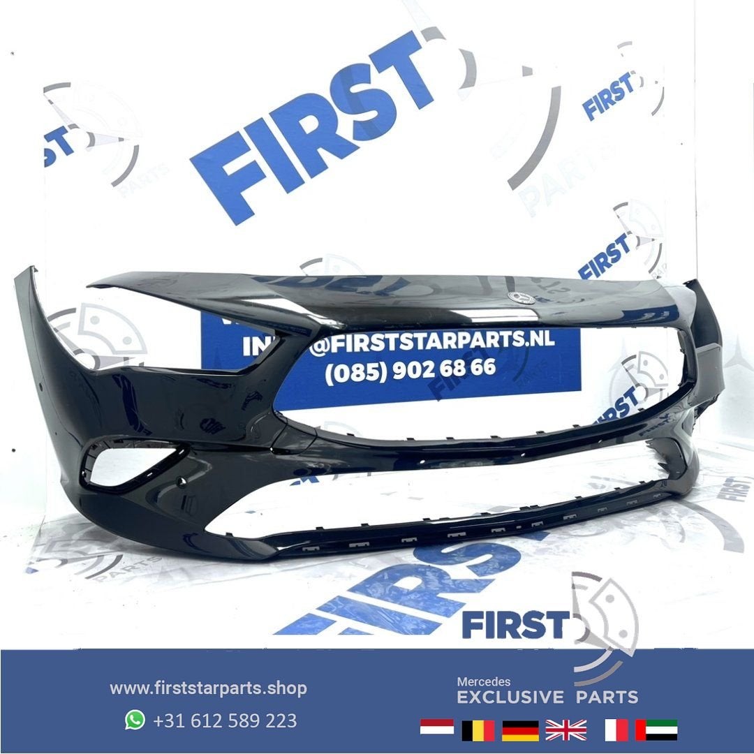 W118 CLA BUMPER A1188800400 A1188850303 C118 X118 VOORBUMPER, Gebruikt, -, Voor, Ophalen of Verzenden