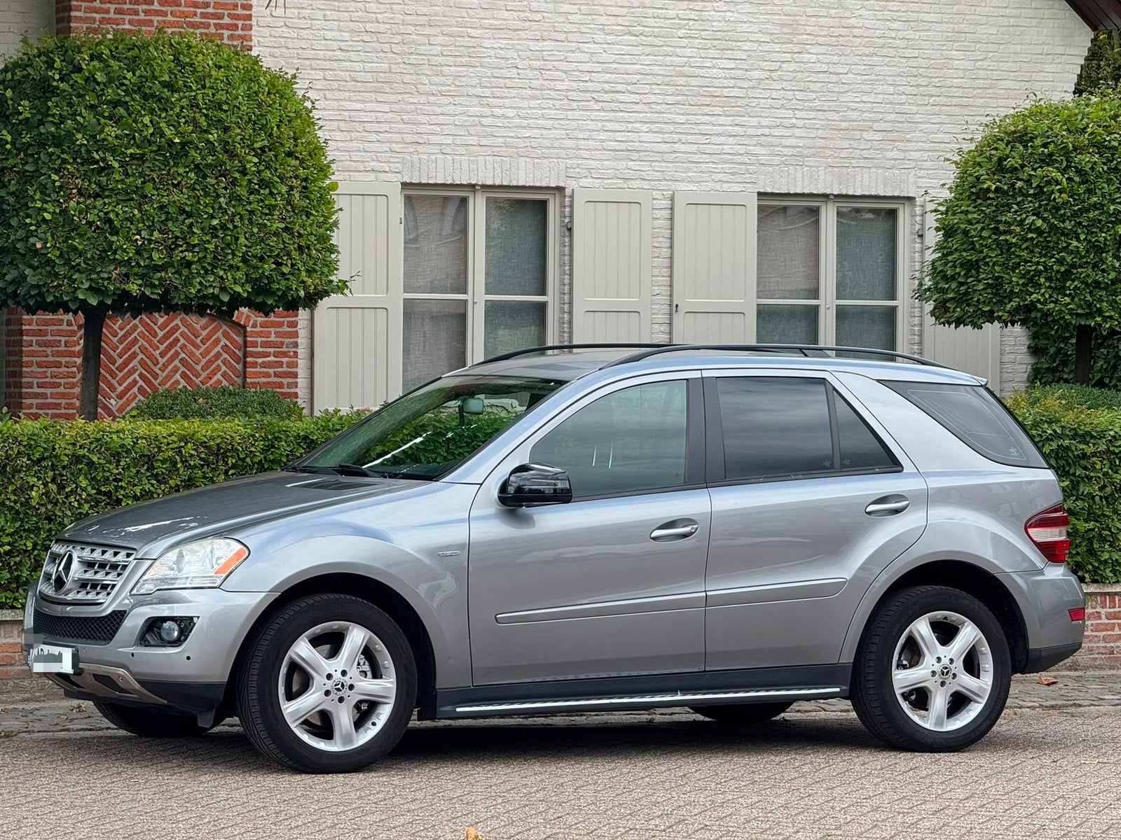 Mercedes-Benz ML300 CDI 2010* Euro 5 | 3500kg trek 225.000km, Auto's, Automaat, Euro 5, Leder, Particulier