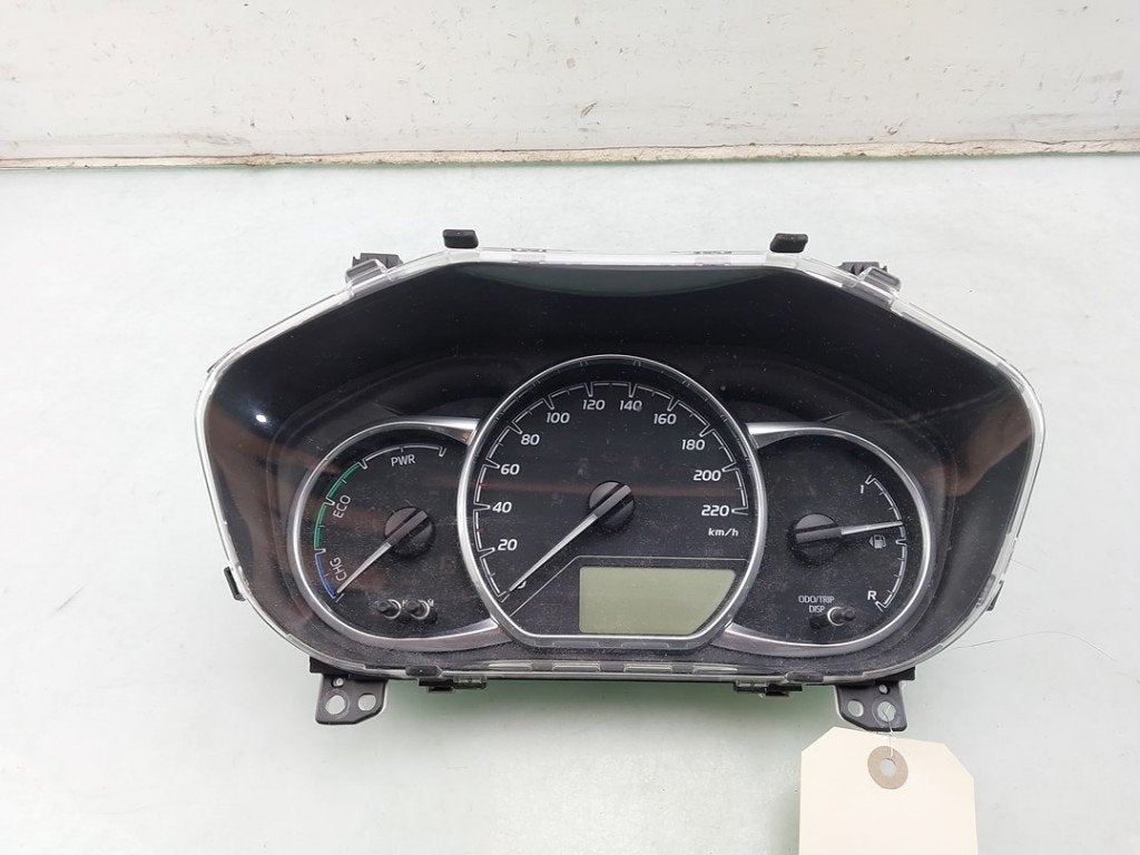 COCKPIT Toyota Yaris III (P13) (|83800F5410|), Gebruikt, Kundenbetreuung@toyota.de, Toyota, Toyota-Allee 2
50858  Köln, DE