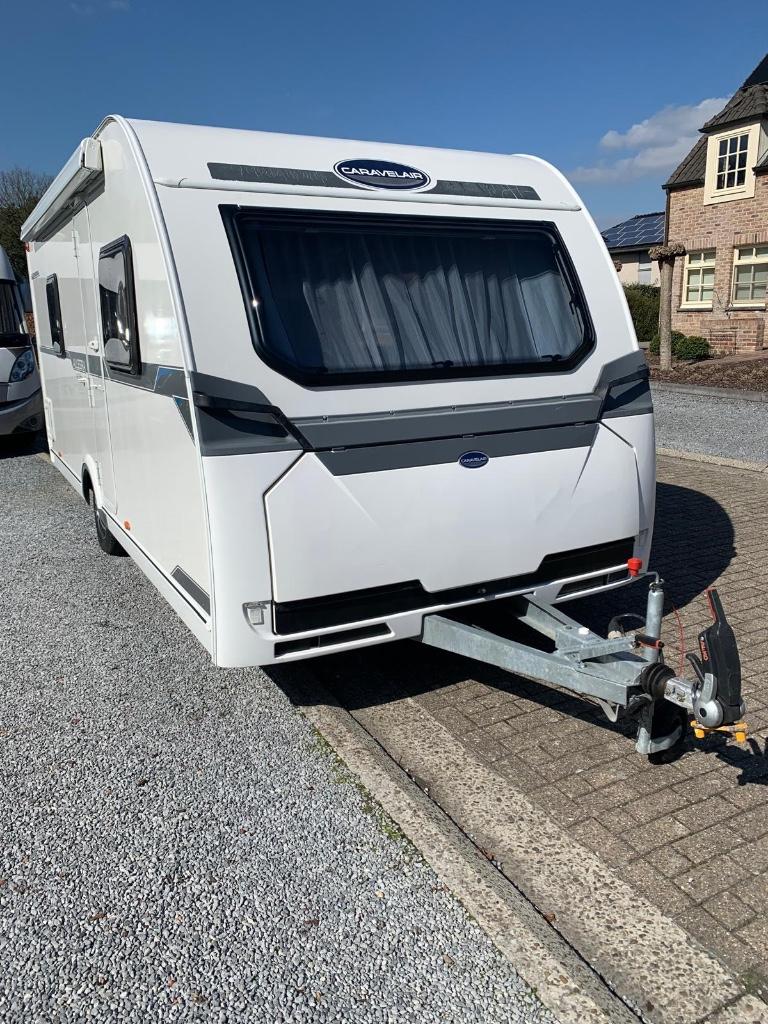 Caravelair Allegra 475, Grand lit, Jusqu'à 4, Poêle, Caravelair