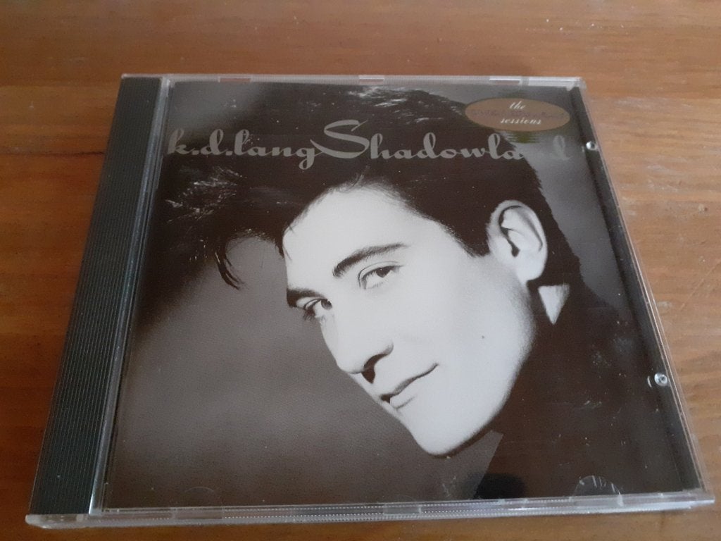 CD - k.d. lang – Shadowland (The Owen Bradley Sessions), CD & DVD, CD | Country & Western, Enlèvement ou Envoi, Utilisé