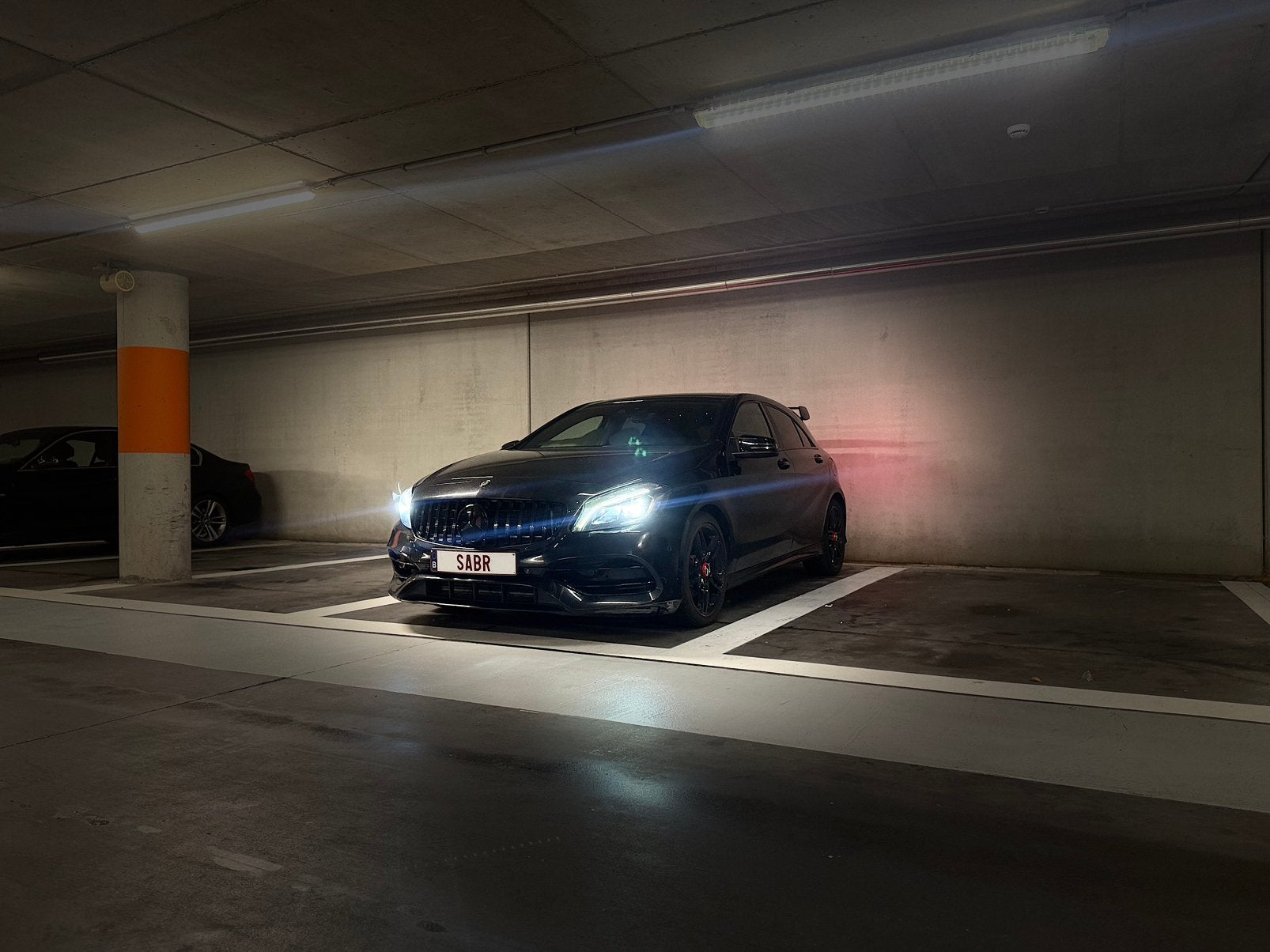 Mercedes A180 AMG Line 2016, Auto's, Mercedes-Benz, Particulier, A-Klasse, ABS, Adaptieve lichten, Adaptive Cruise Control, Airbags