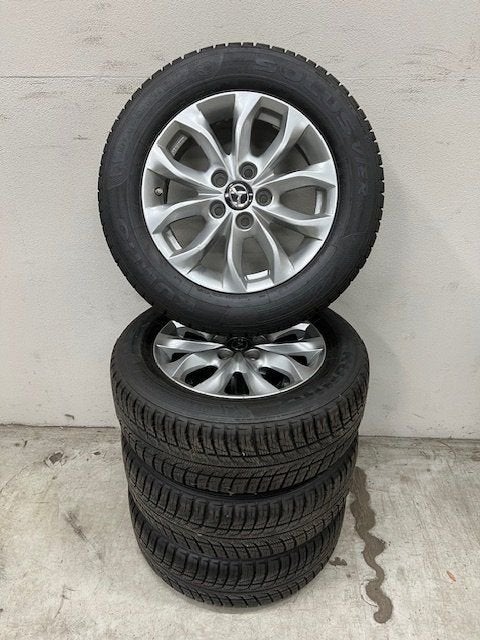 Winterset Mazda CX-3 Kumho Solus 215/60 R16, Auto-onderdelen, Ophalen, -, Banden en Velgen, Winterbanden