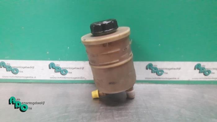 Réservoir d'huile direction assistée d'un Peugeot Expert (, -, 3 mois de garantie, Utilisé, -