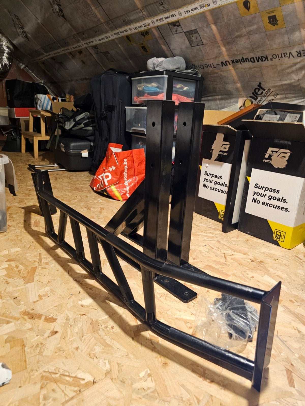Multi-grip optrekstang, Enlèvement