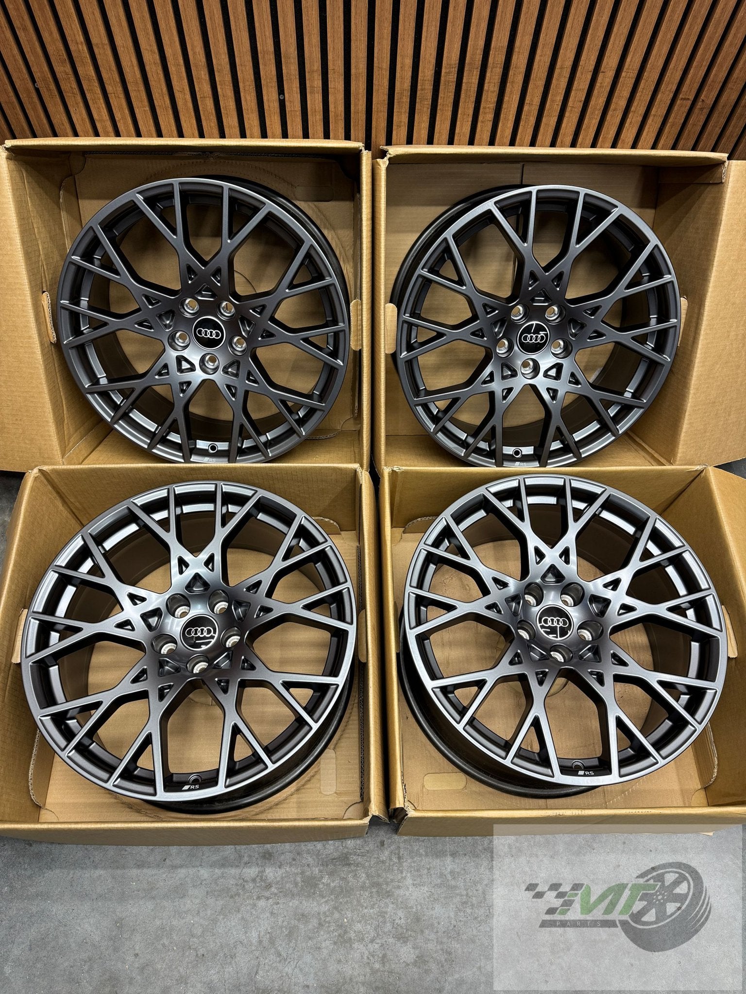 Jante 19" Audi RS3 8Y Competition 9/8J ET25/46 8Y0601025CK N, Autos : Pièces & Accessoires, Neuf, - Audi, Véhicule de tourisme