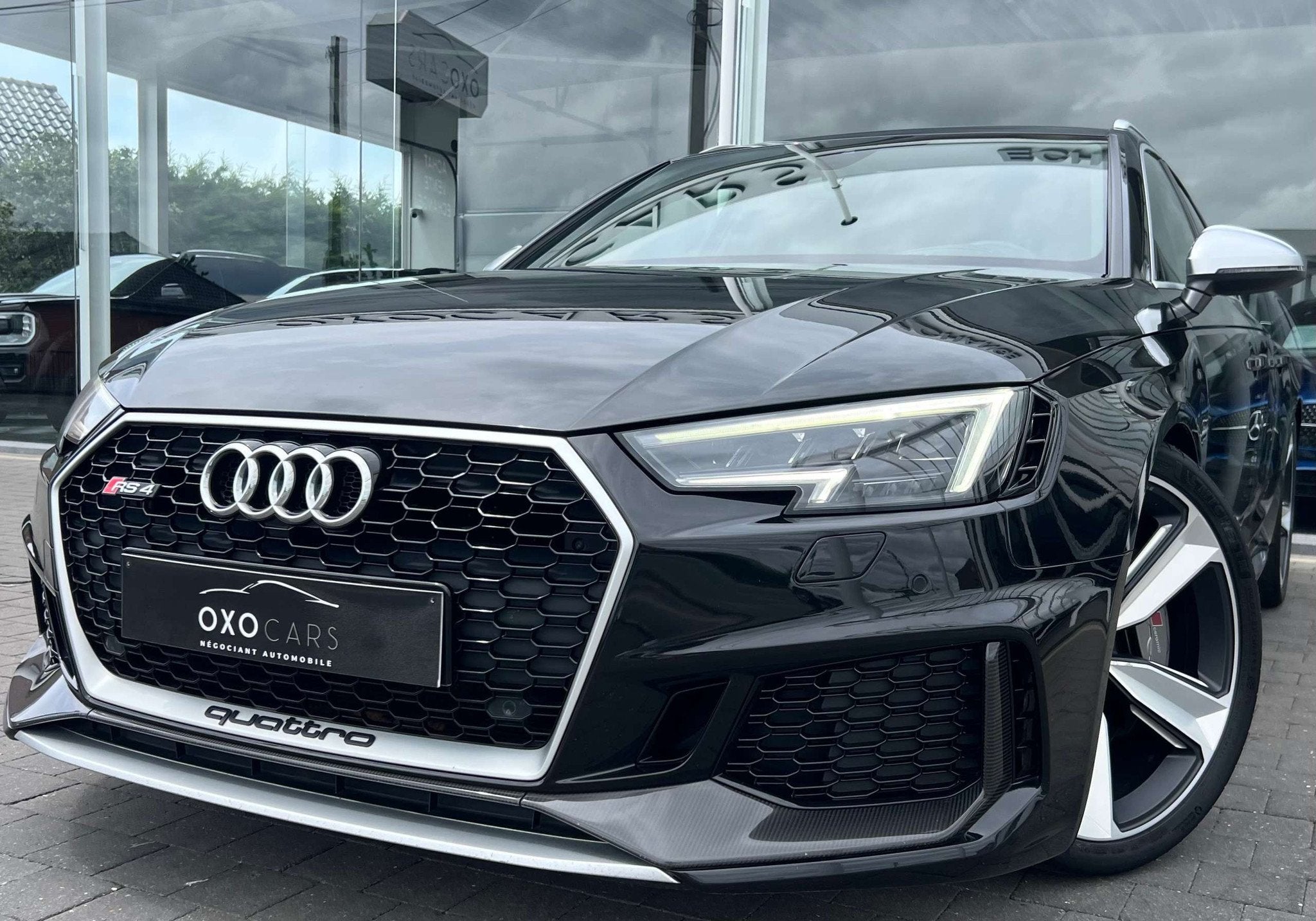 Audi RS4 2.9 V6 TFSI Quattro 450CV / PACK CARBONE / FREINS C, Autos, Audi, Cuir, Achat, Euro 6, Entreprise