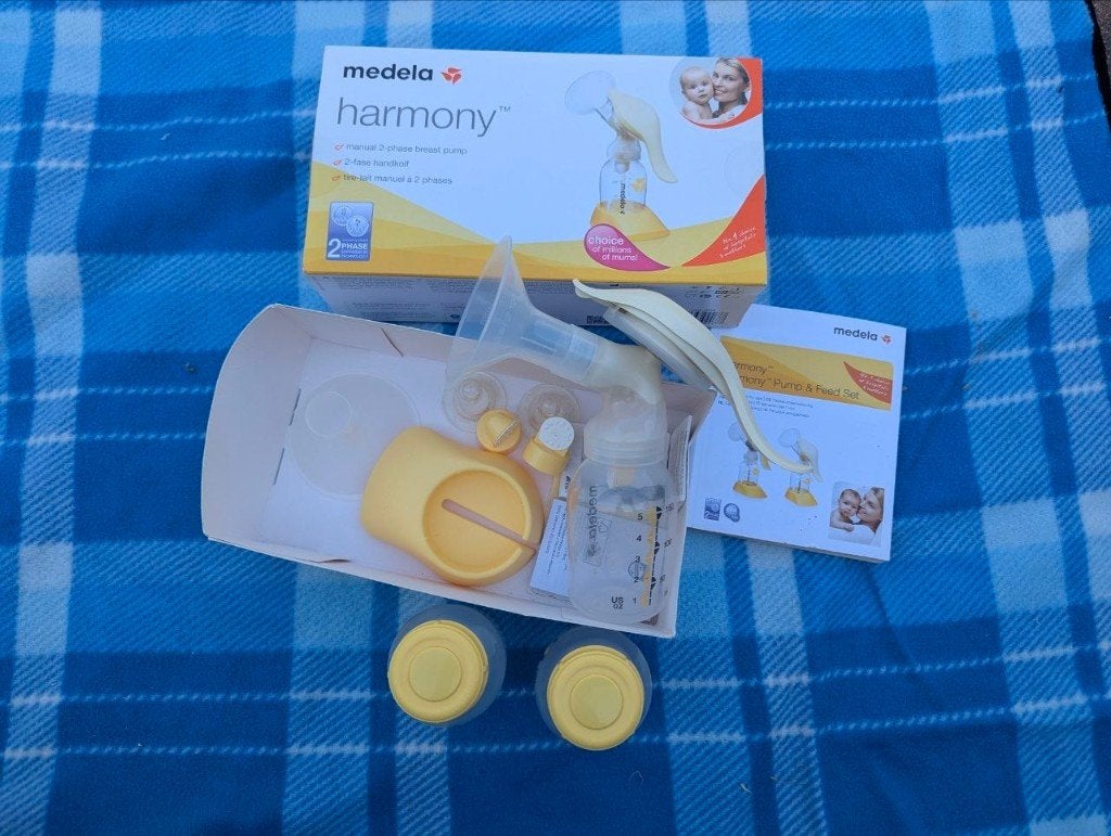 Medela Medela Harmony Manual Breast Pump, Ophalen of Verzenden, Zo goed als nieuw, Borstkolf, Medela