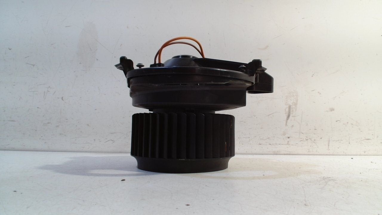 Kachel ventilator motor Mercedes-Benz CLA, Onderdelen@venauto.nl, Van der Ven Autorecycling B.V., Ettenseweg 76, 4706 PB Roosendaal, The Netherlands