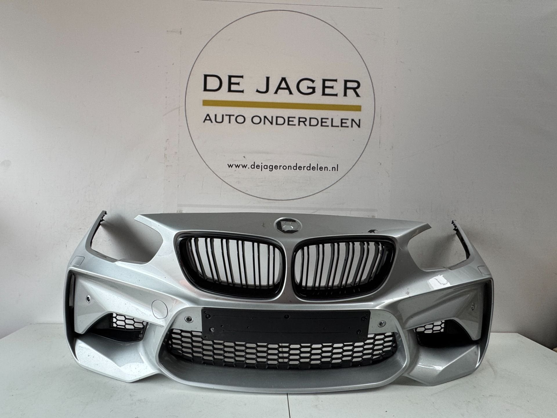 Pare-chocs avant complet style M2 pour BMW S rie 1 F20 (15 p, Petuelring 130
80788  Munich, DE, Pare-chocs, Info@bmw.de, Utilisé