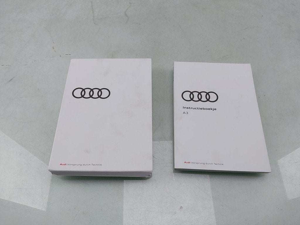 MANUEL UTILISATEUR Audi A3 Limousine (8YS) (|8Y0012732AK|), Utilisé, Audi