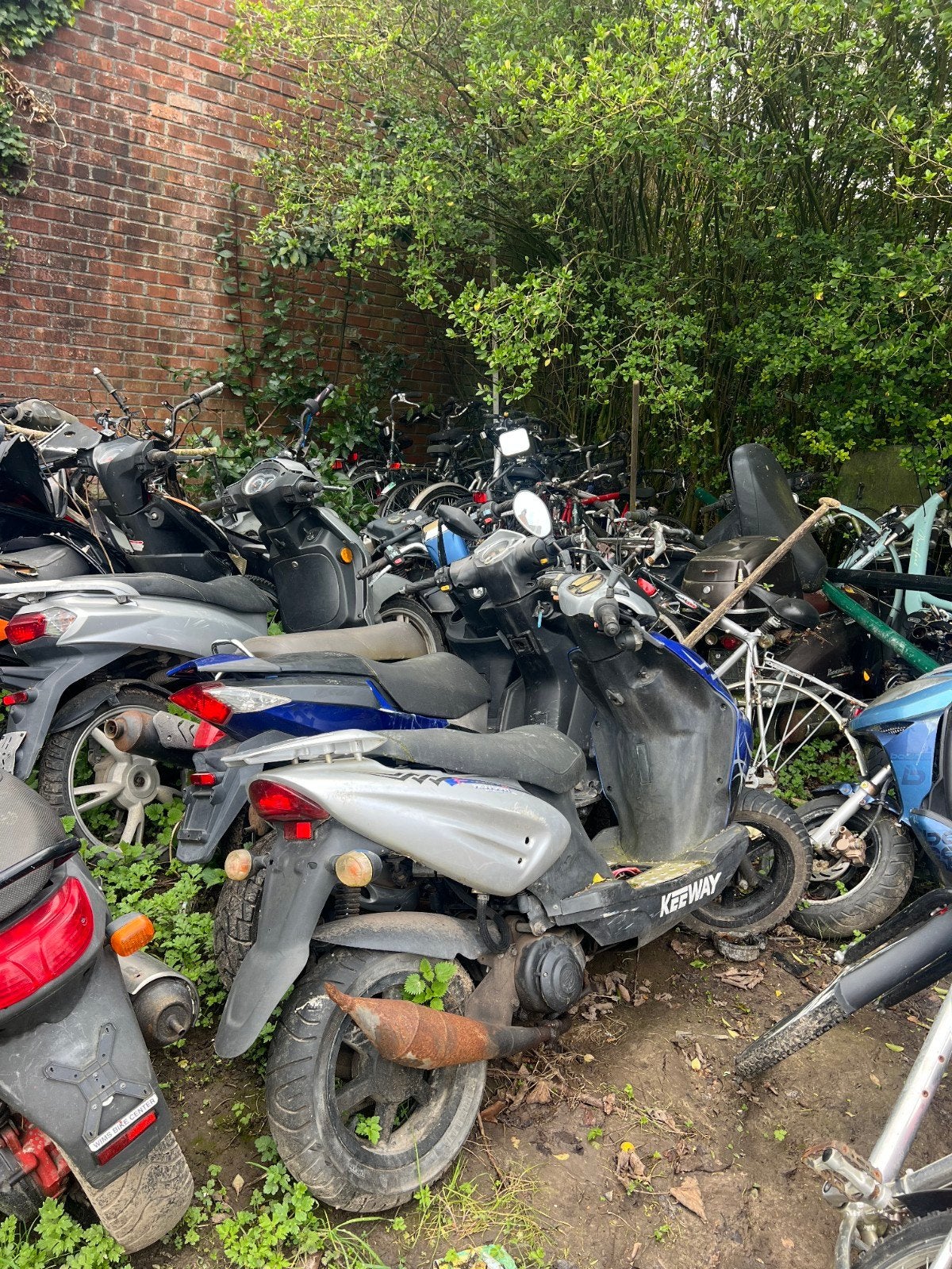 Lot de scooters et cyclomoteurs, Vélos & Vélomoteurs, Enlèvement ou Envoi