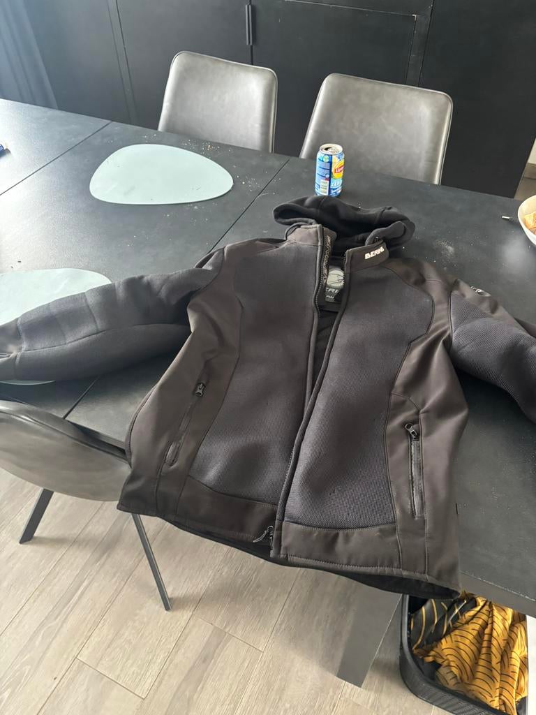 Motor hoody, Motos, Enlèvement