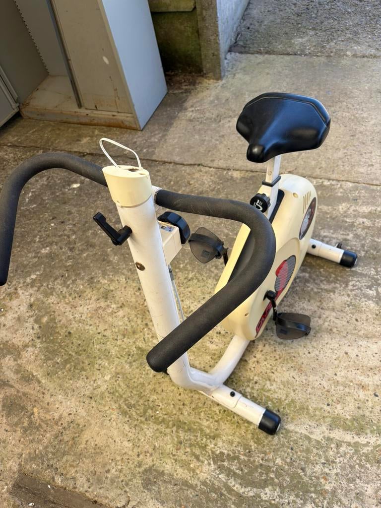 Home trainer, Sports & Fitness, Appareils de fitness, Vélo de spinning, Jambes, Enlèvement, Utilisé