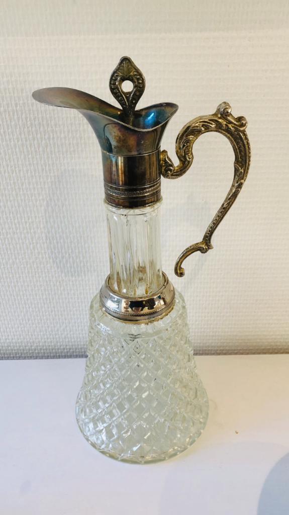 Elegante vintage glazen karaf met sierlijke schenktuit, Antiek en Kunst, Ophalen of Verzenden