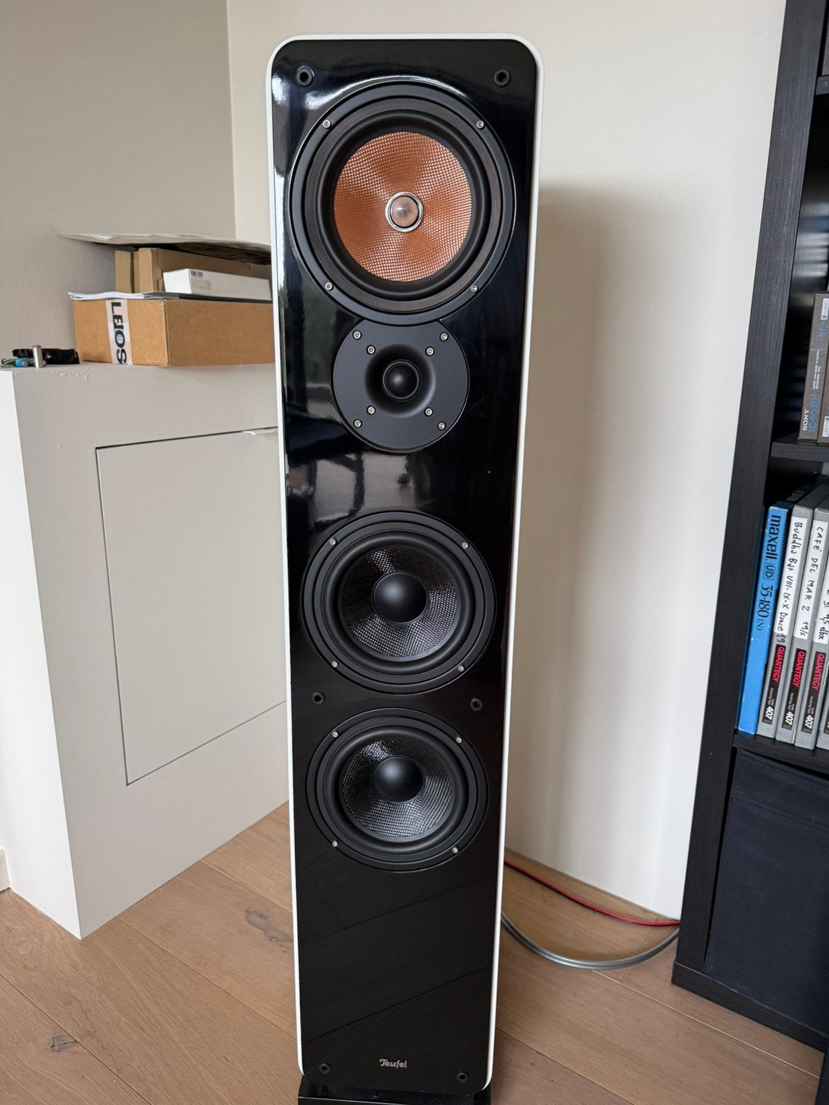 4x teufel Ultima 40 (mk2/mk3), Audio, Tv en Foto, Vloerstaande luidspreker, 120 tot 150 watt, Zo goed als nieuw, Ophalen
