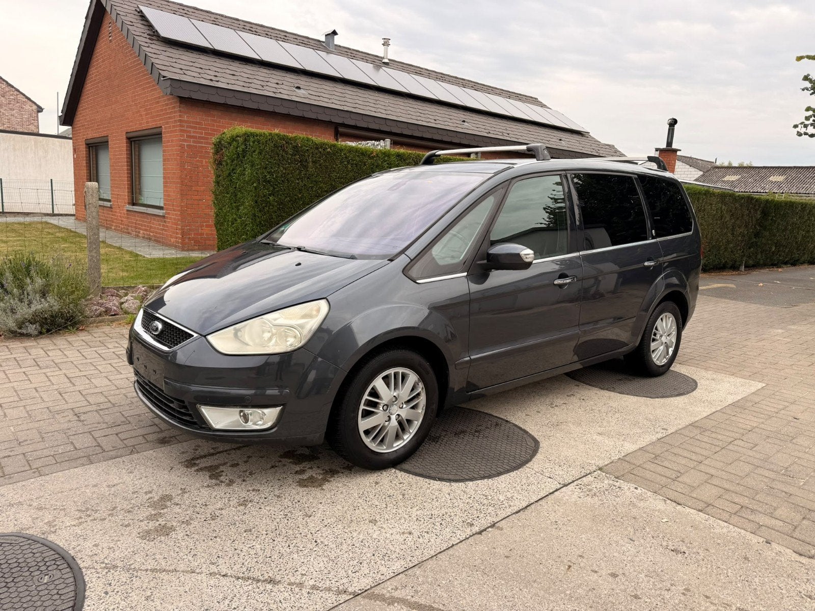 Ford Galaxy Ghia 7 Zitplaatsen, Auto's, Monovolume, Blauw, 7 zetels, Leder