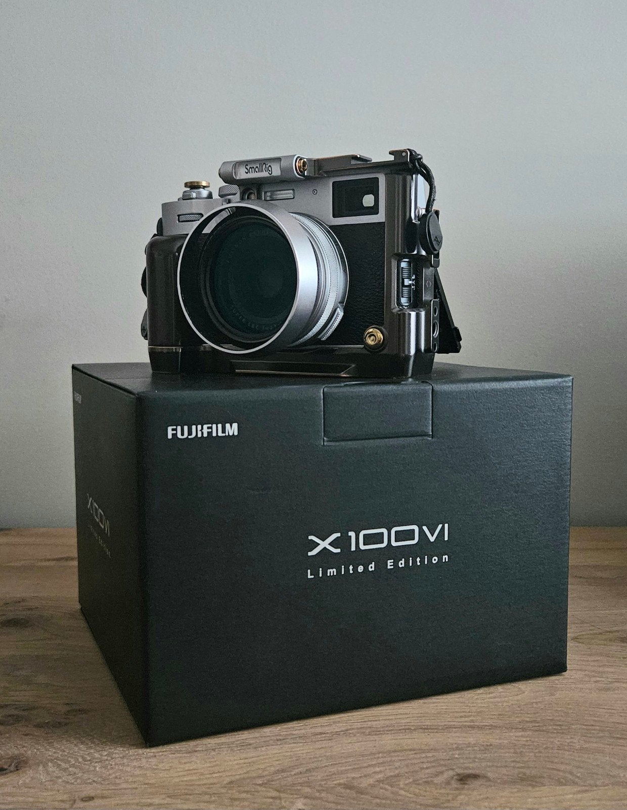 Fujifilm X100VI Limited Edition, Ophalen, Zo goed als nieuw, Draagriem, Fujifilm