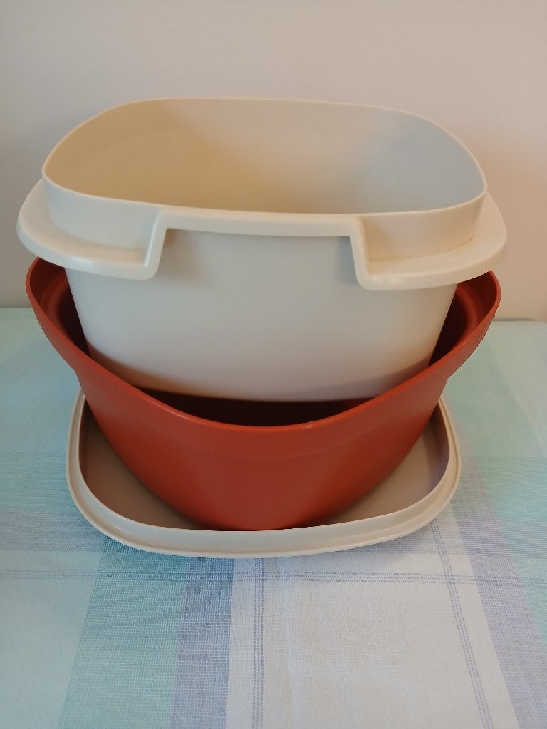 TUPPERWARE boîte multiservice vintage 3 litres, Maison & Meubles, Enlèvement, Utilisé, Boîte, Orange